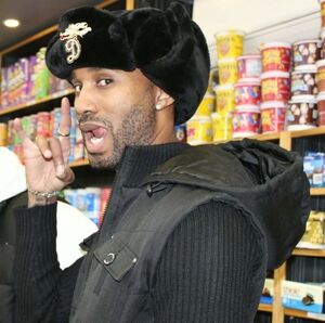 Meet your Posher, Yourz